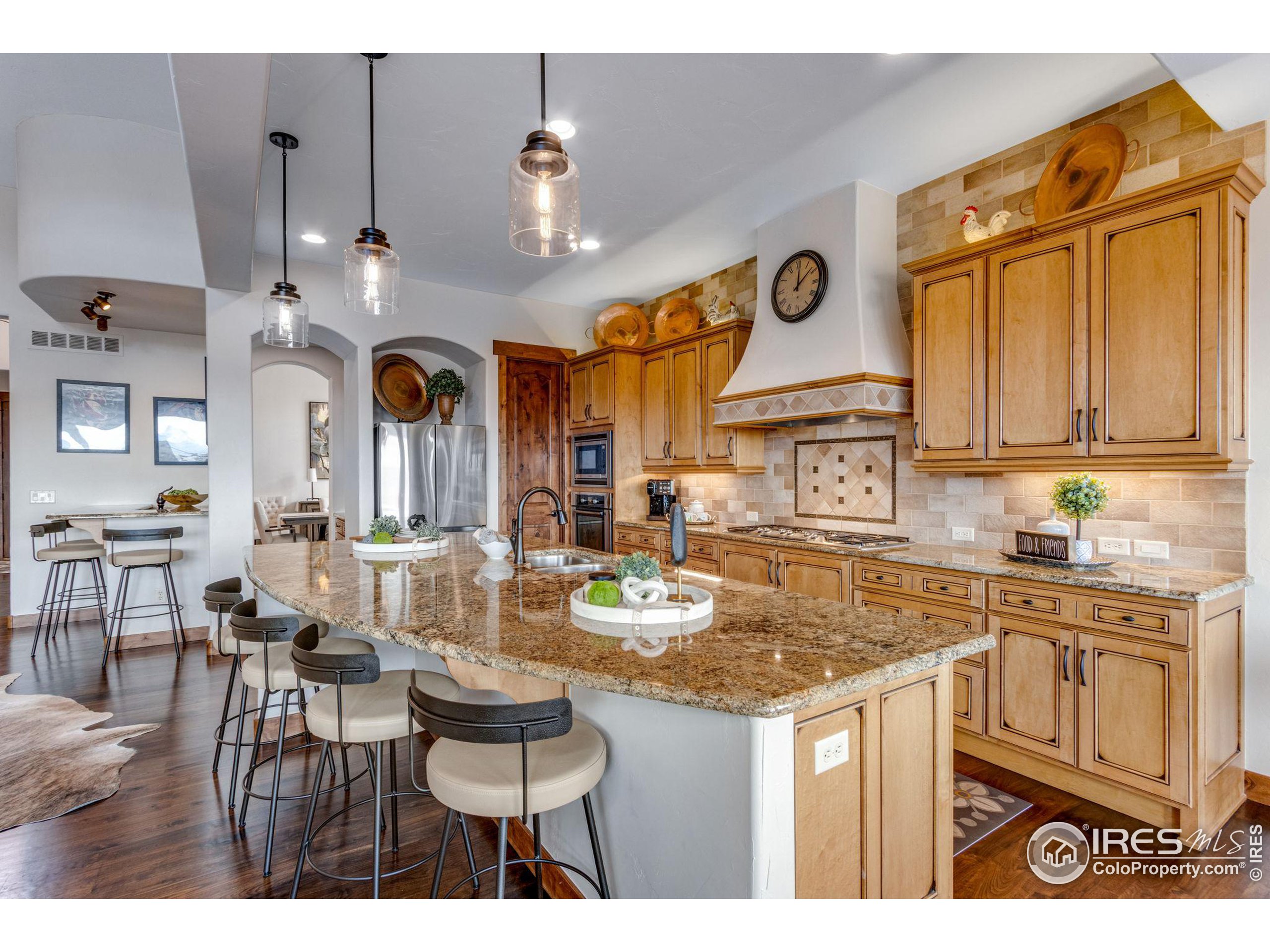 3865 Valley Crest Dr