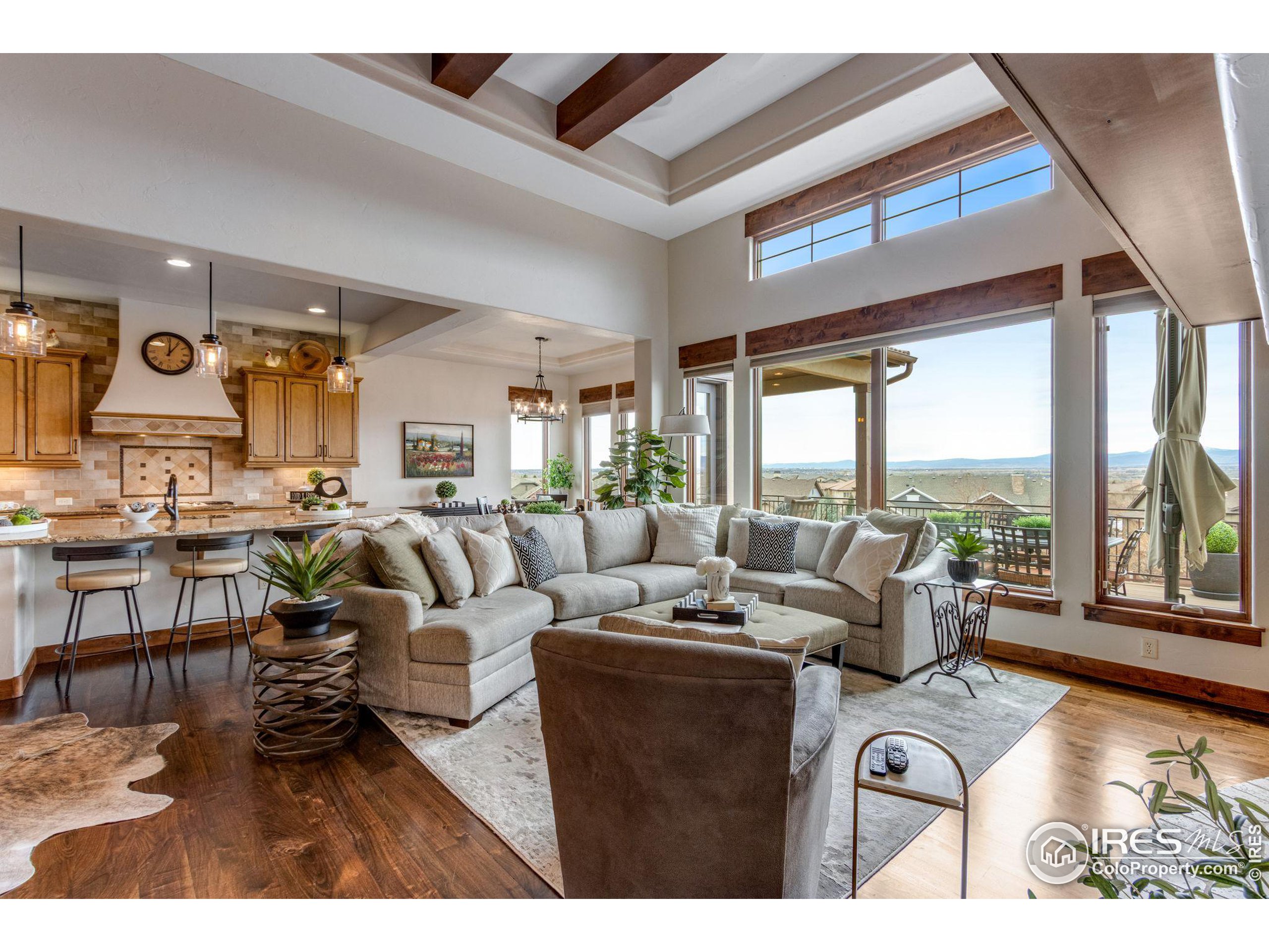 3865 Valley Crest Dr