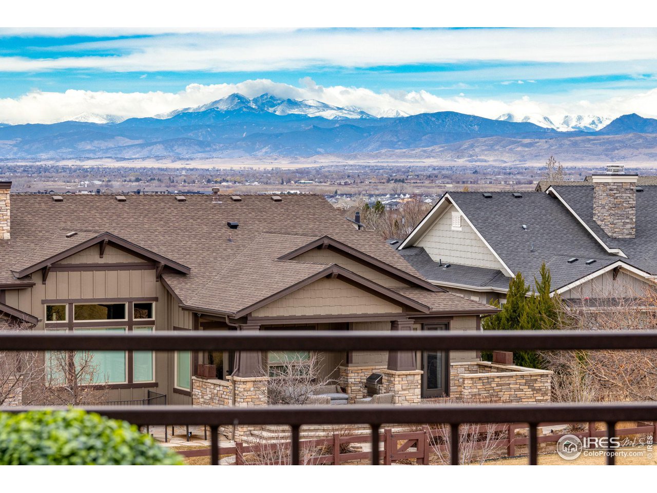 3865 Valley Crest Dr