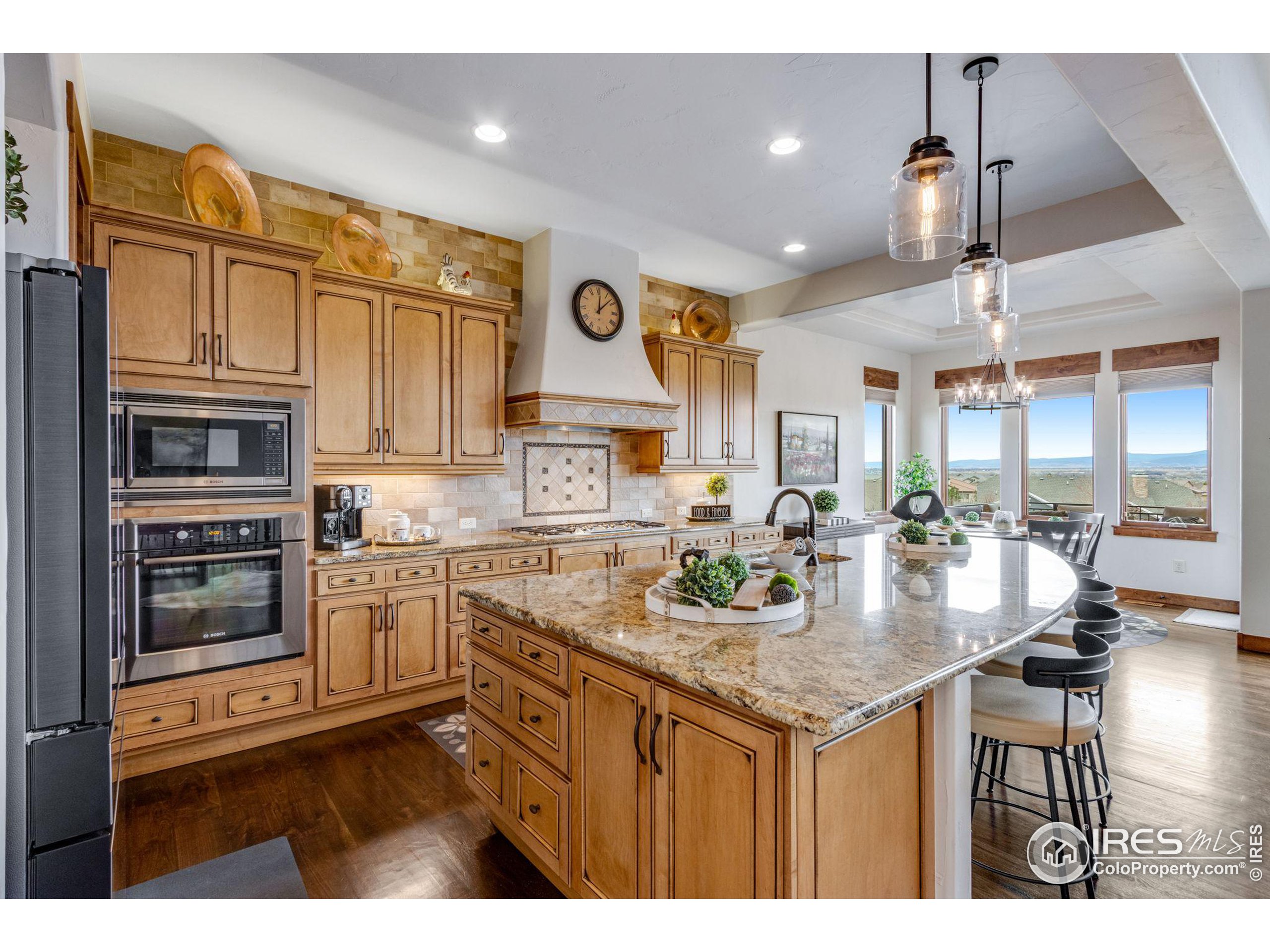 3865 Valley Crest Dr