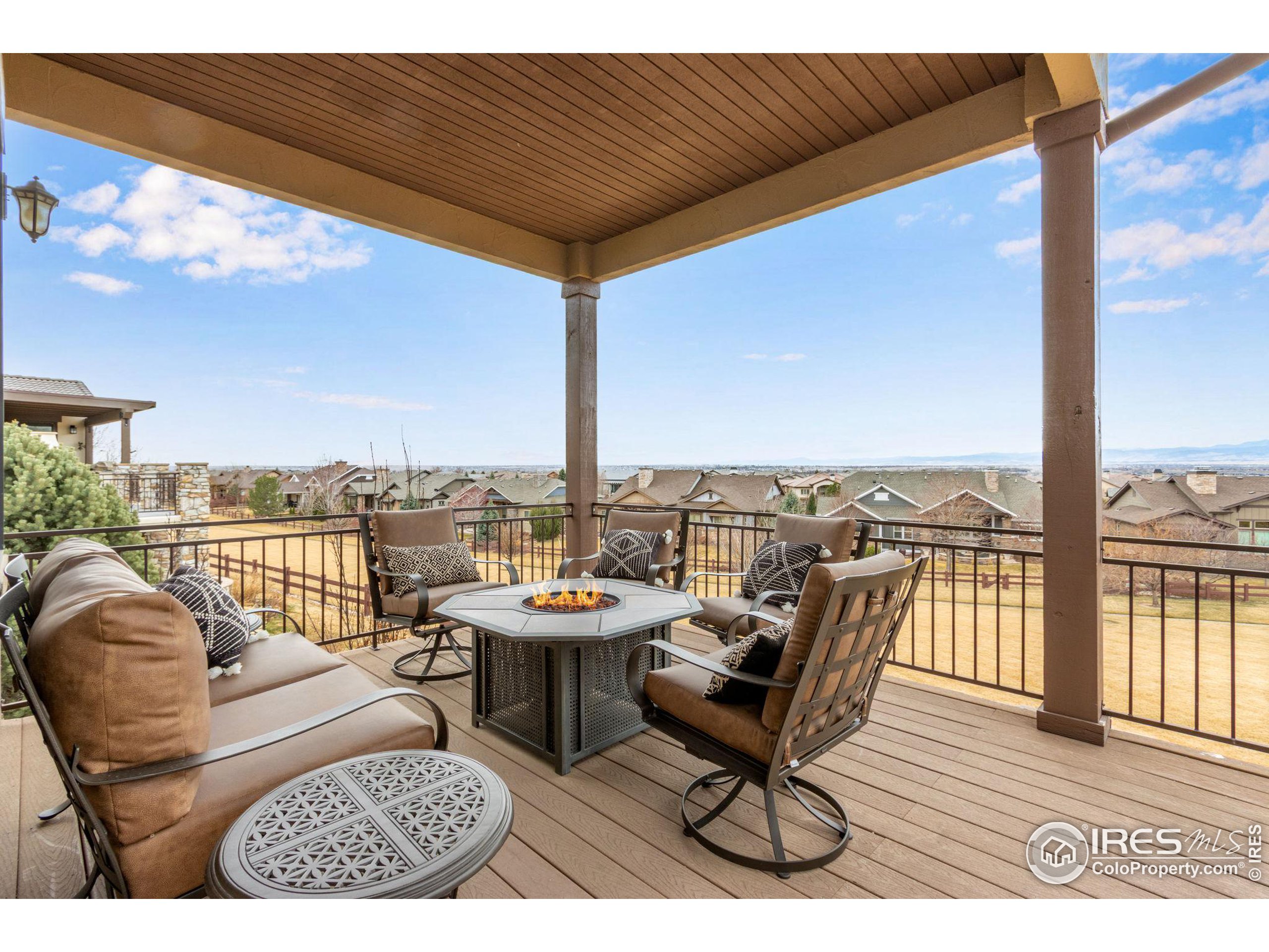 3865 Valley Crest Dr