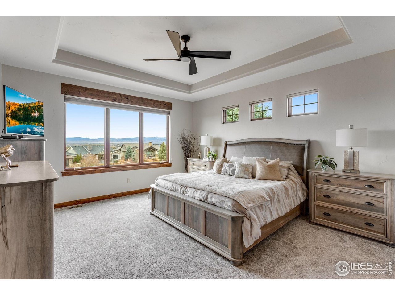 3865 Valley Crest Dr