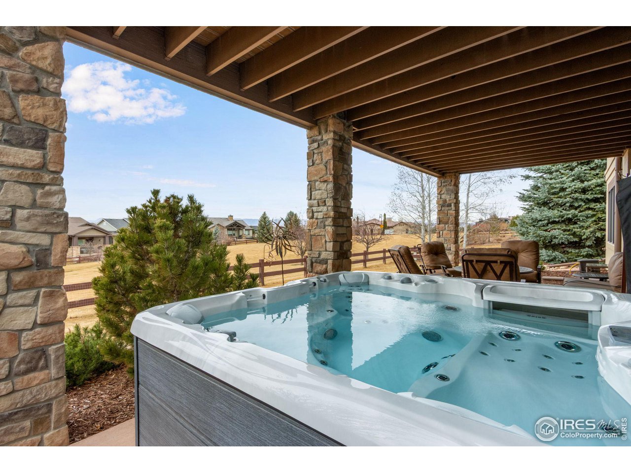 3865 Valley Crest Dr