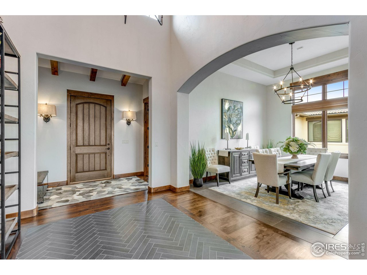 3865 Valley Crest Dr