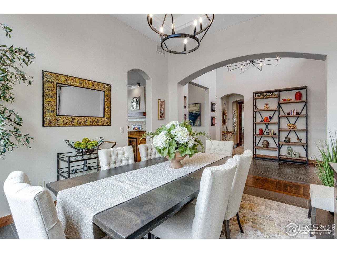 3865 Valley Crest Dr