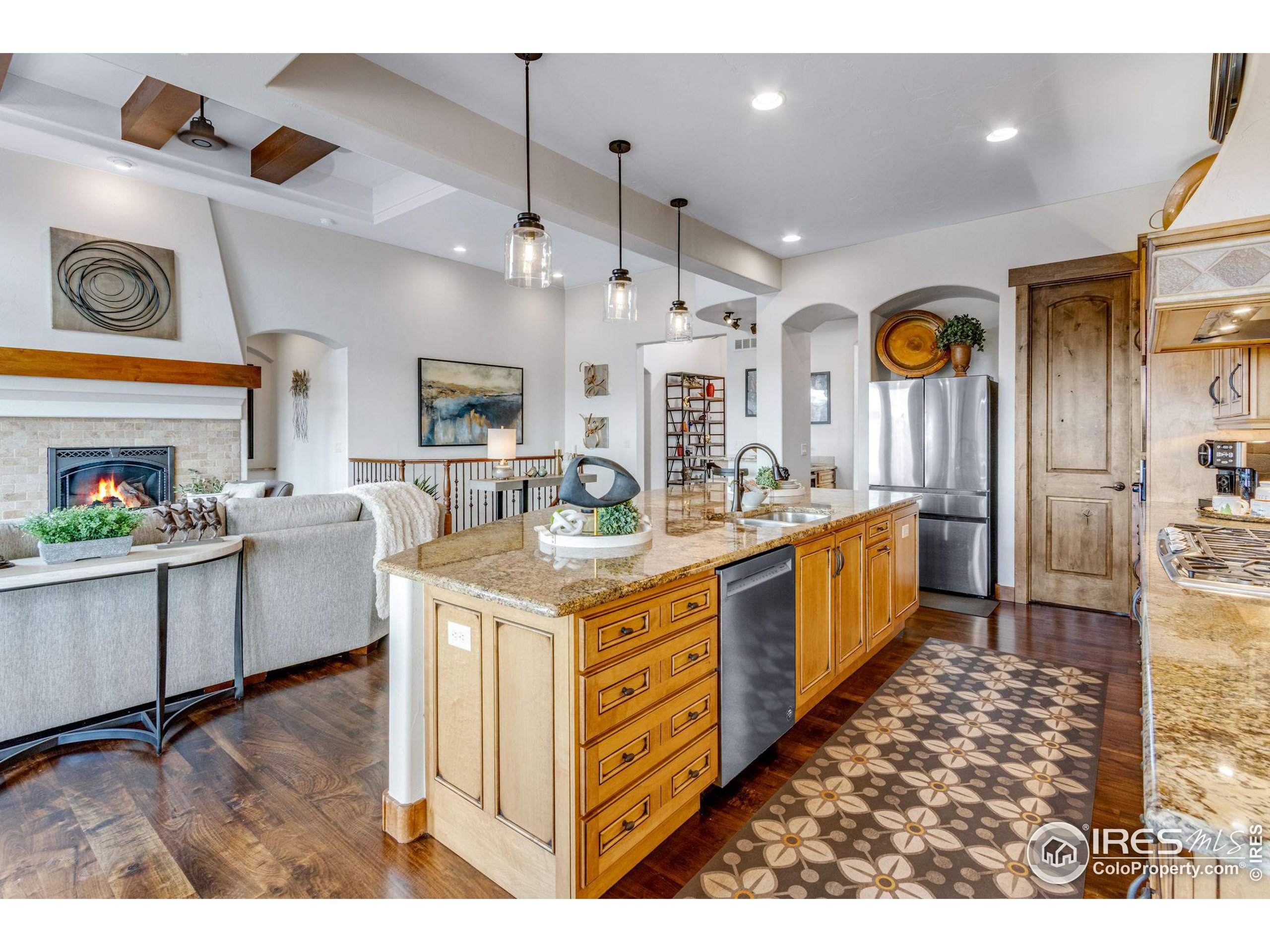 3865 Valley Crest Dr