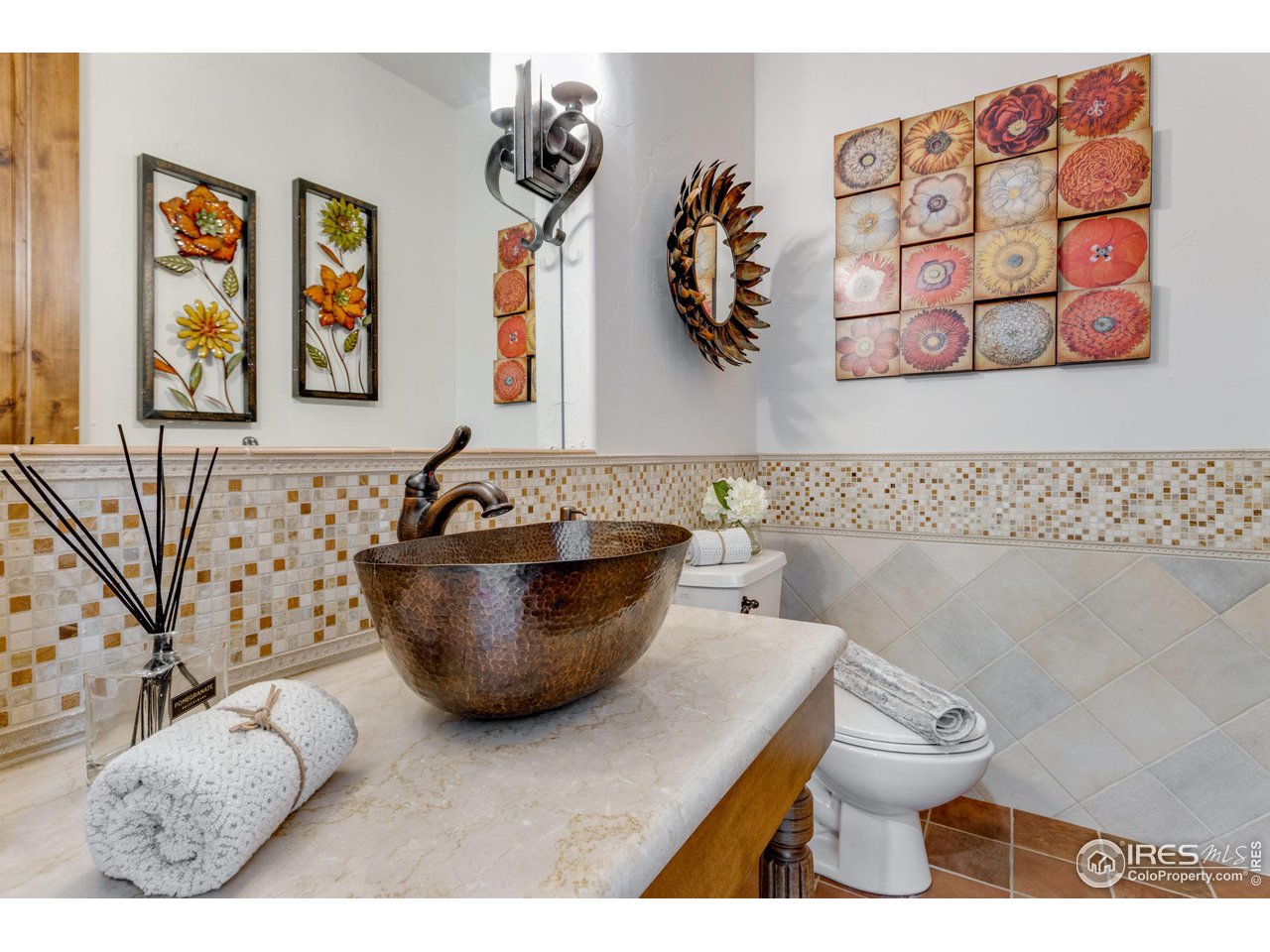 3865 Valley Crest Dr