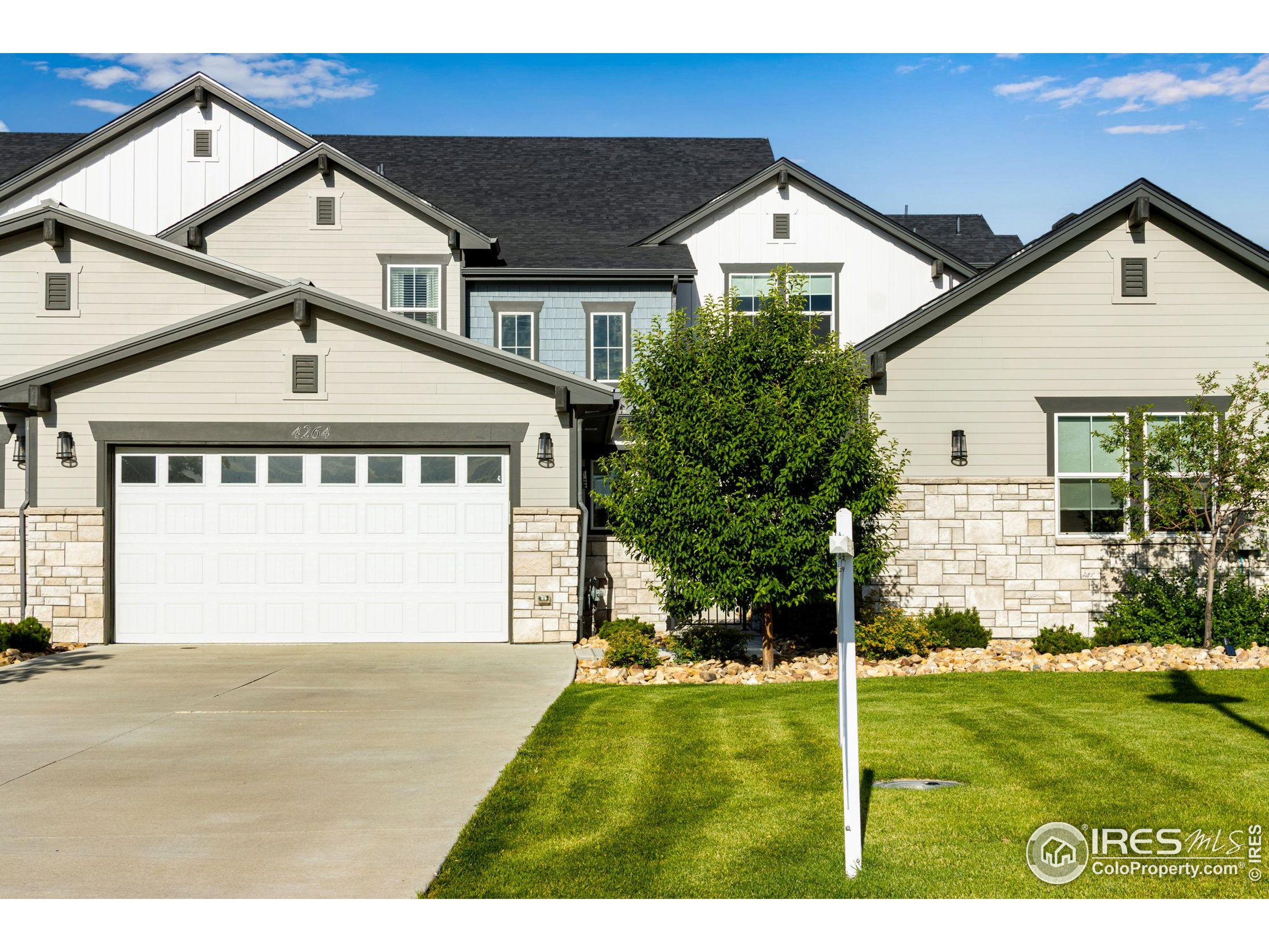 4264 Grand Park Dr