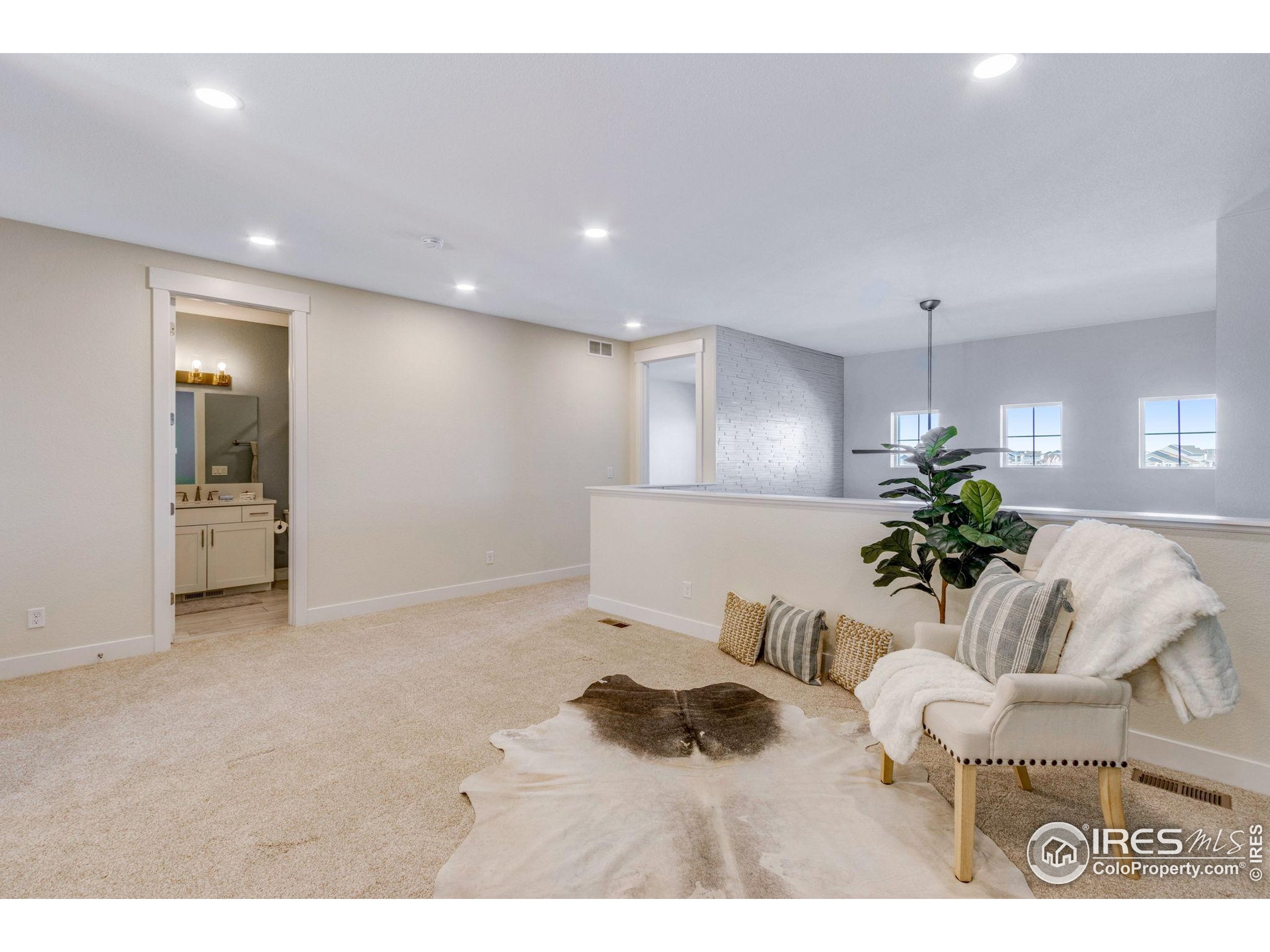 4264 Grand Park Dr