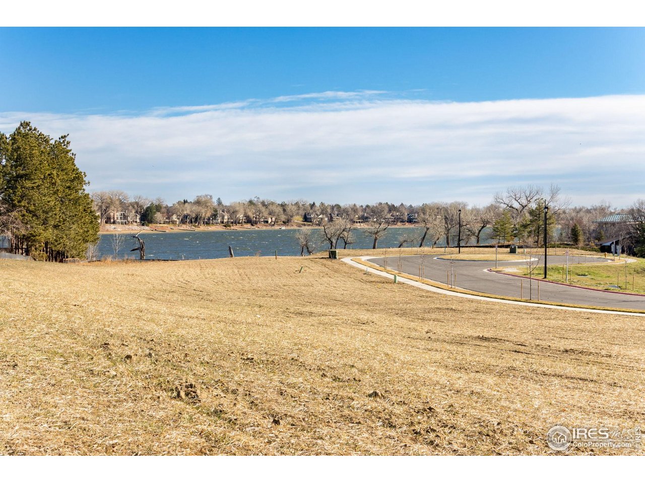 2 Gregory Cove Dr