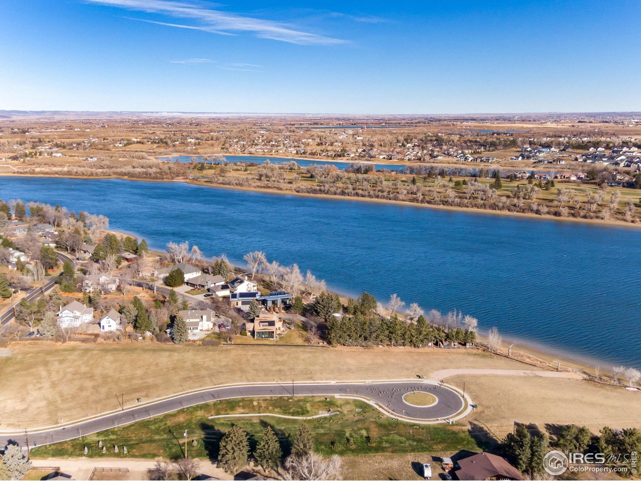 2 Gregory Cove Dr