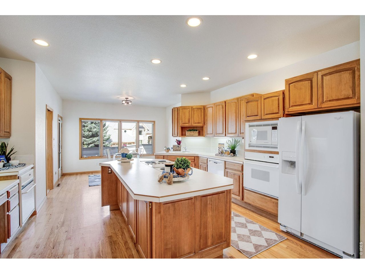 6230 Eagle Ridge Ct