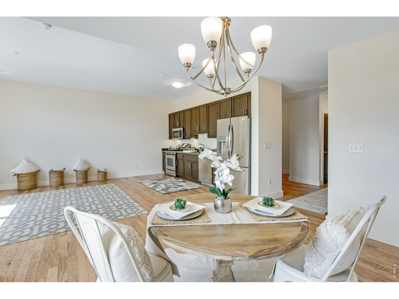 204 Maple St 208