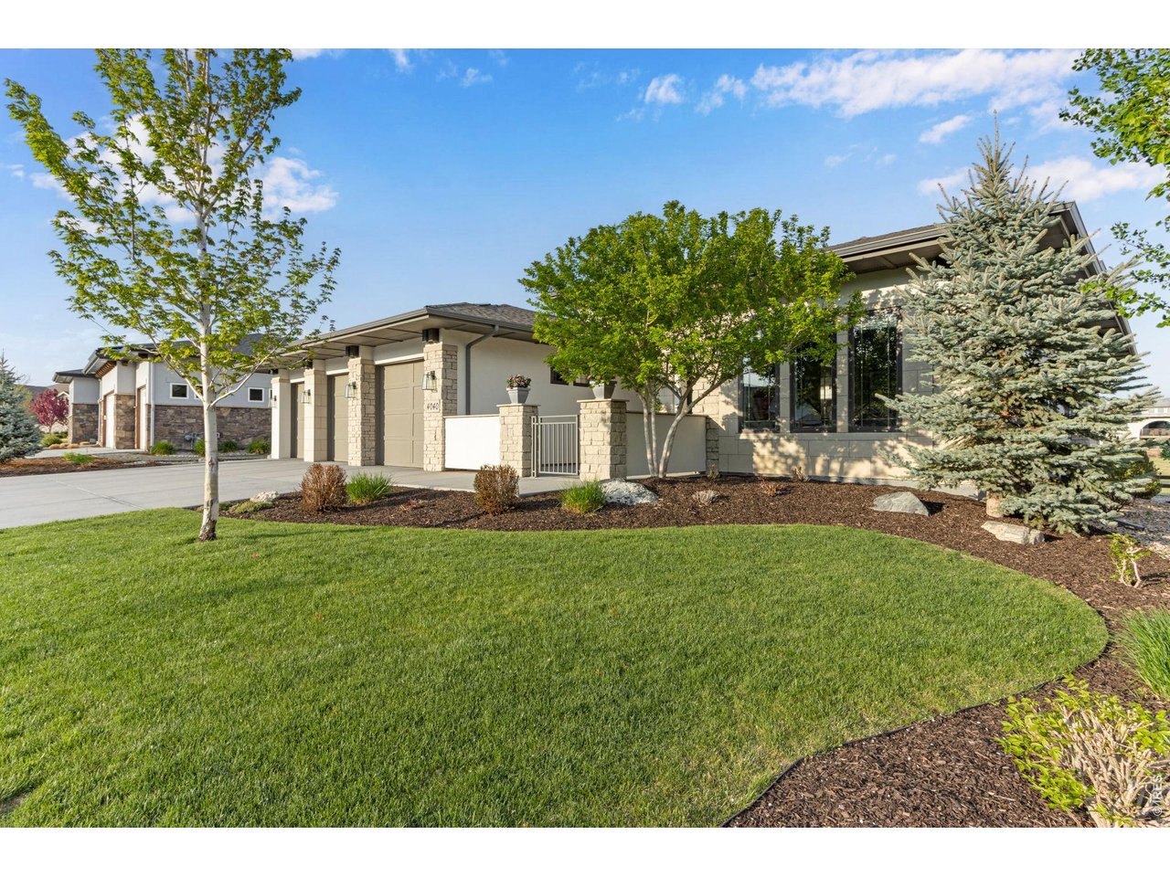4040 Grand Park Dr