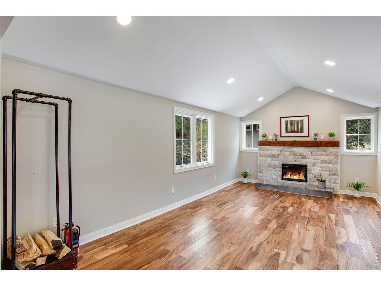 232 Fox Creek Rd