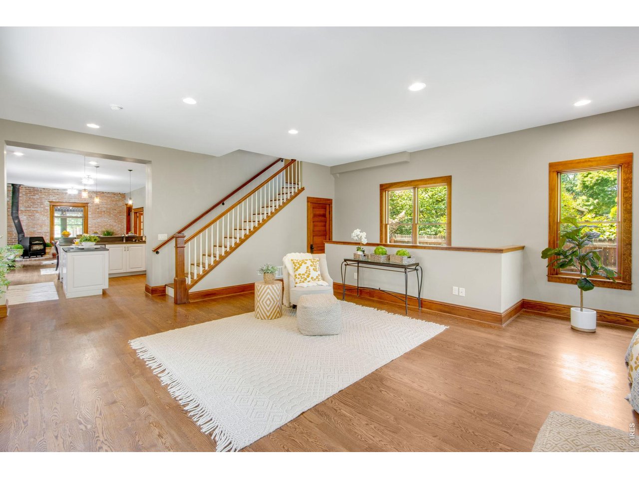 920 Laporte Ave