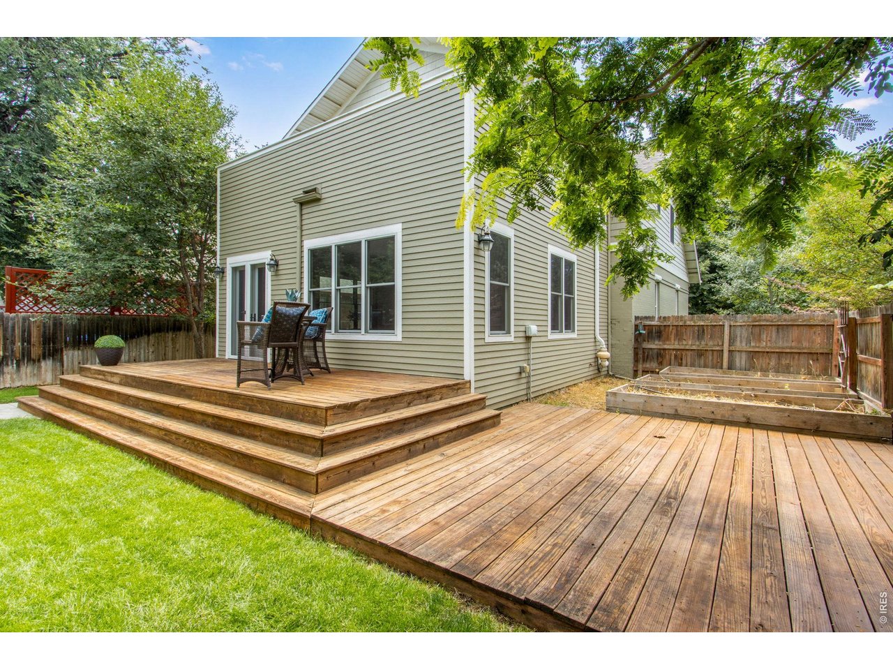 920 Laporte Ave