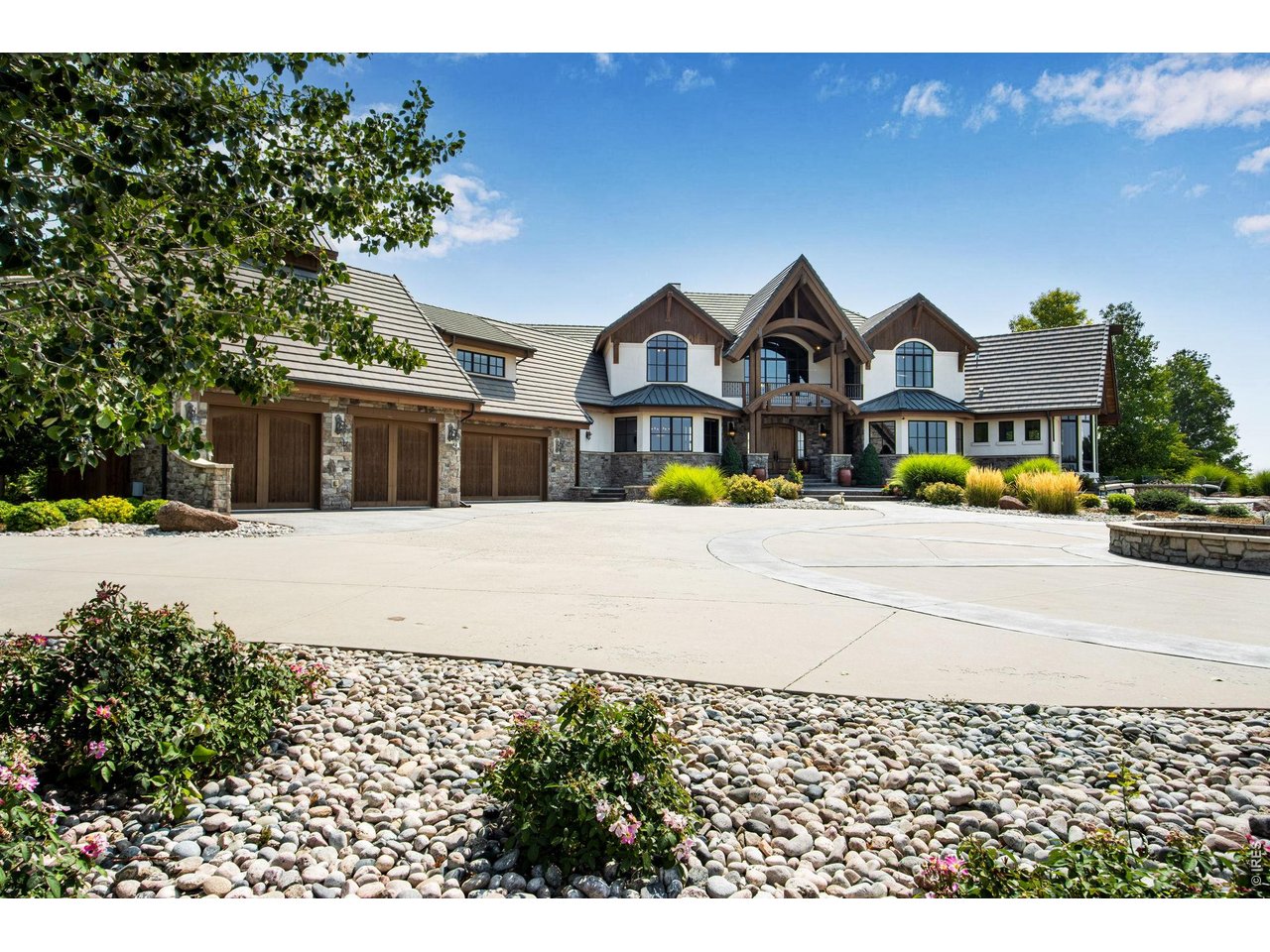 6864 Silver Mist Ln