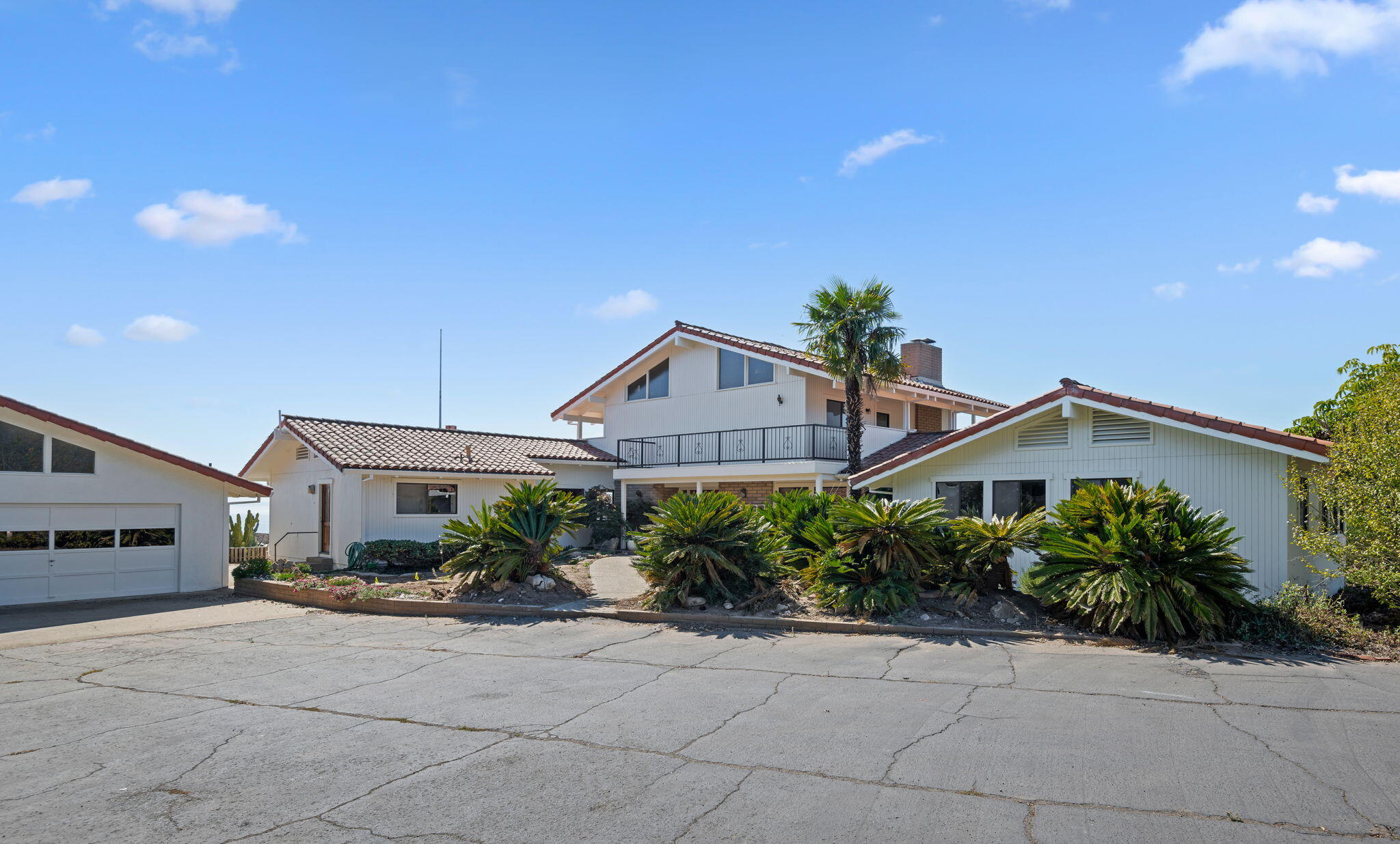 6660 Gobernador Canyon Road