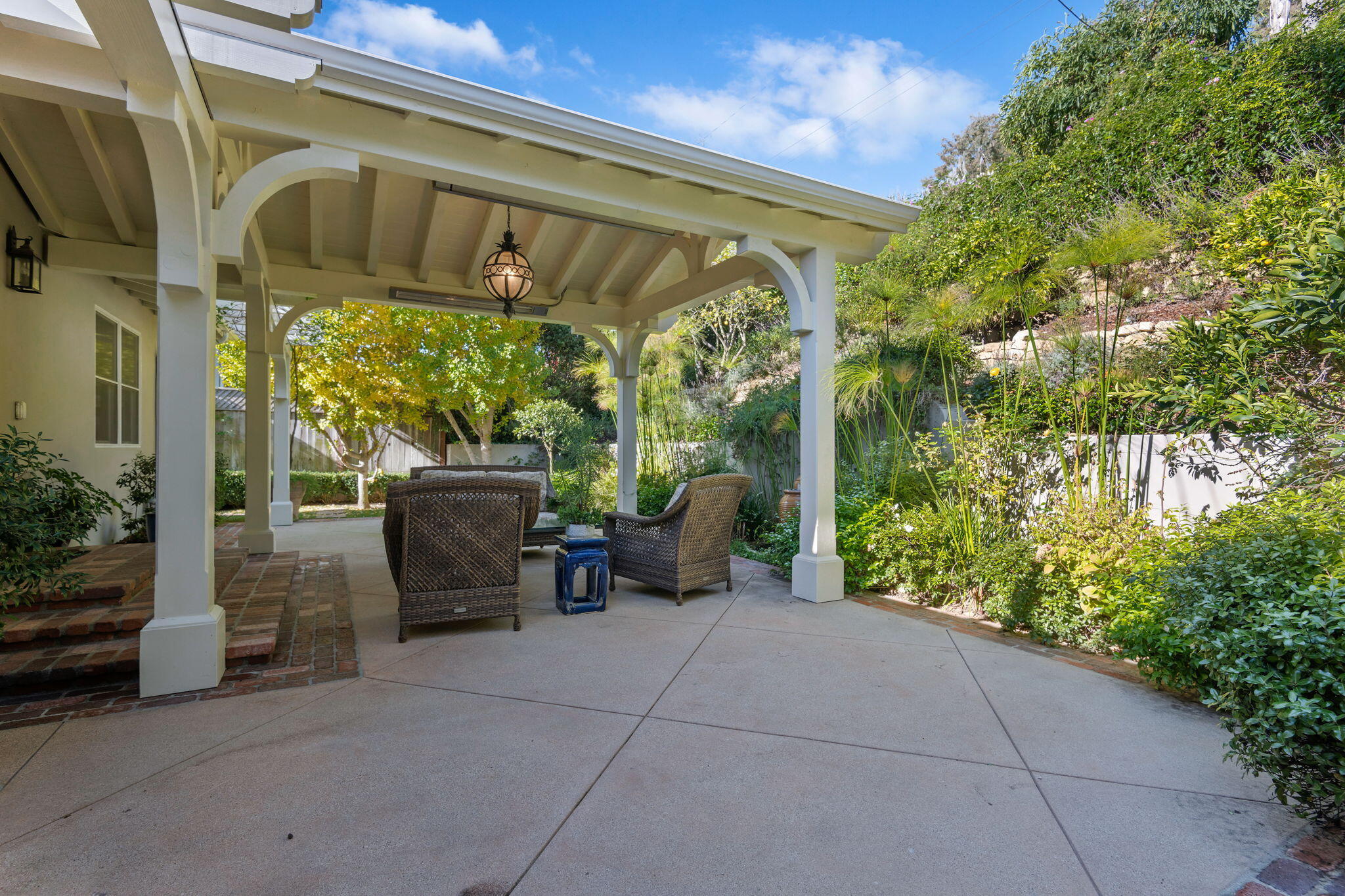 1322 San Miguel Avenue