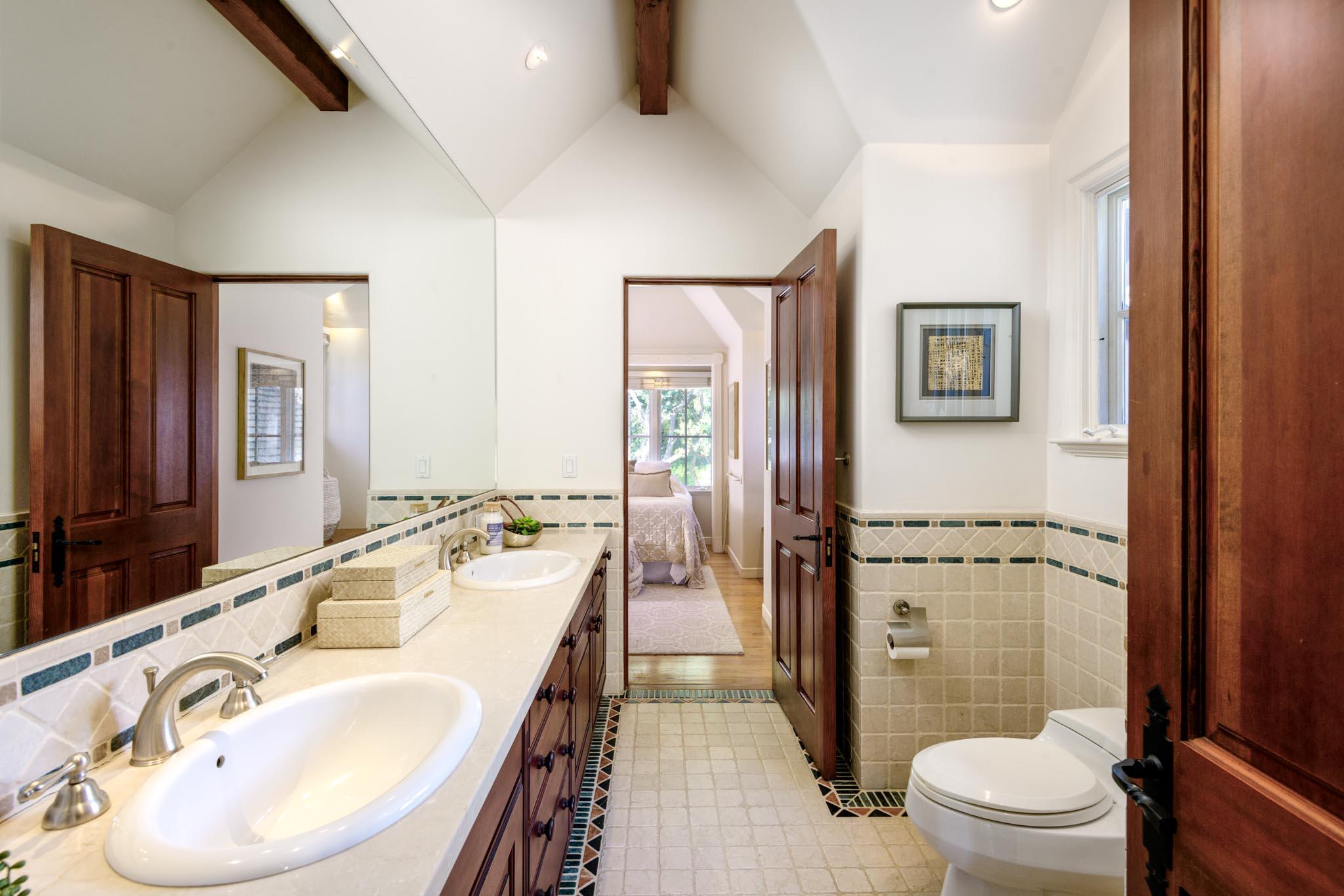 1455 Vincenti Place