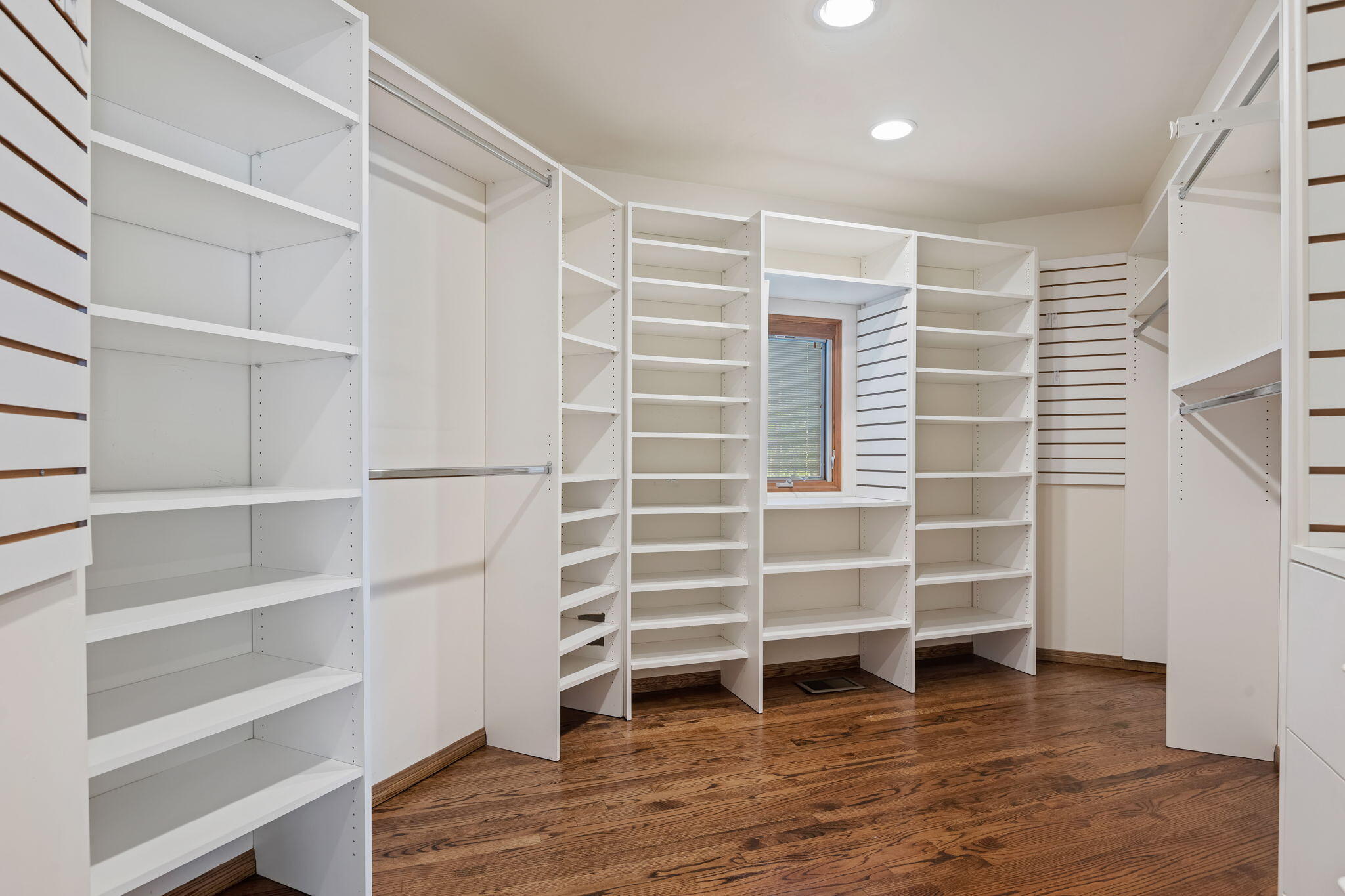 1640 La Vista Del Oceano Drive