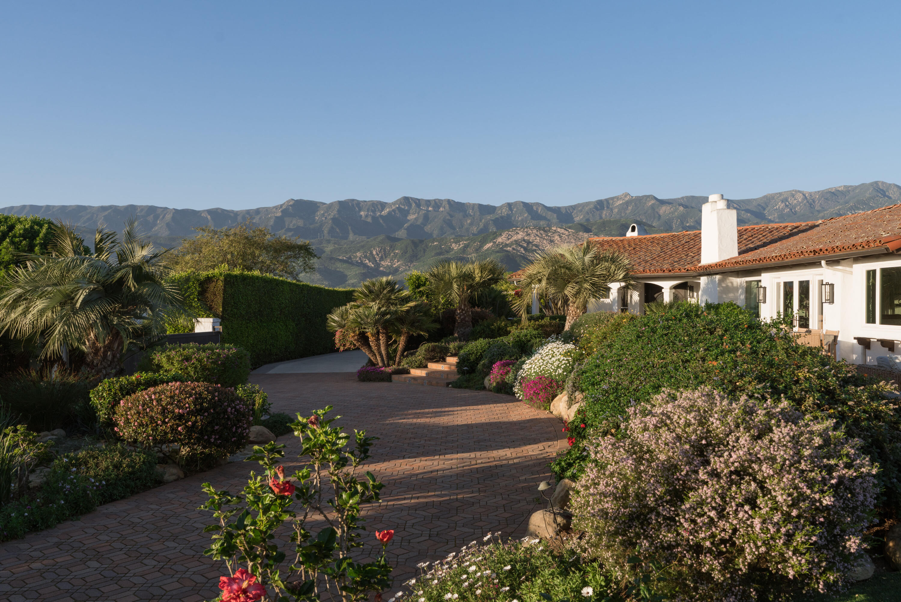 1214 Lomita Lane
