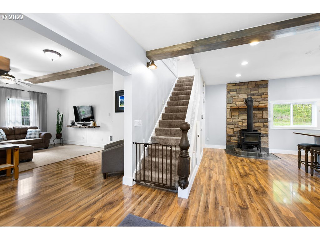 19000 NE FARGHER LAKE HWY