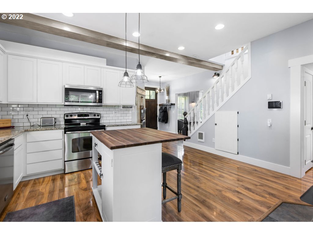 19000 NE FARGHER LAKE HWY