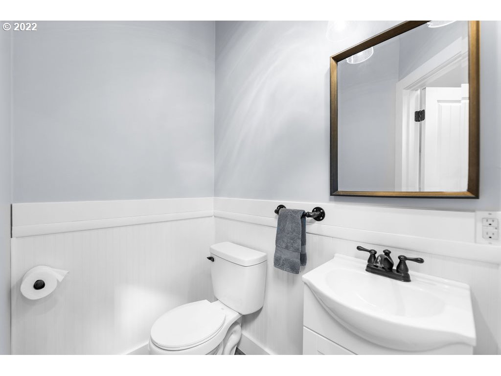 19000 NE FARGHER LAKE HWY