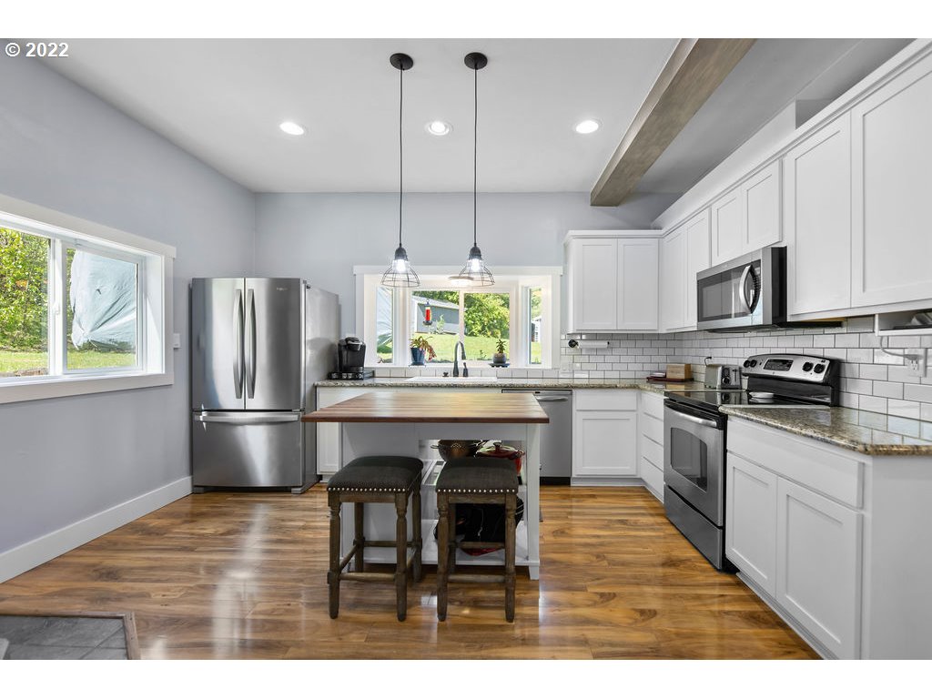 19000 NE FARGHER LAKE HWY