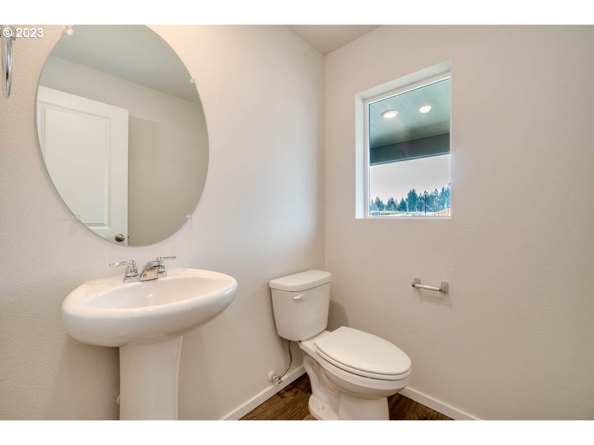 2810 N PIONEER CANYON DR