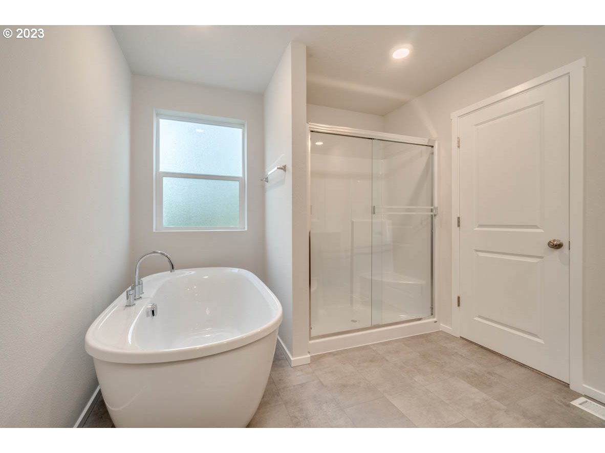 2810 N PIONEER CANYON DR