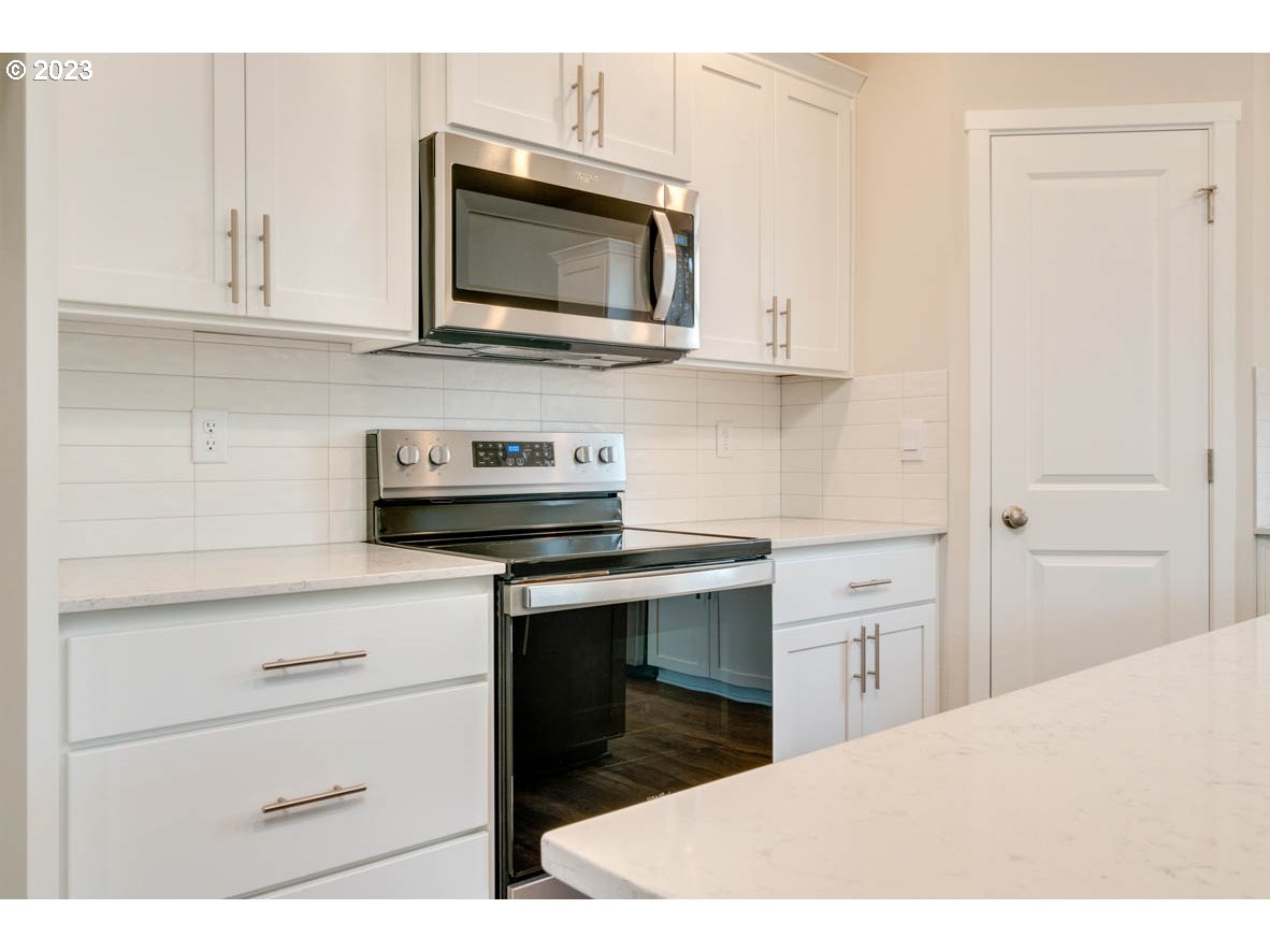 2810 N PIONEER CANYON DR