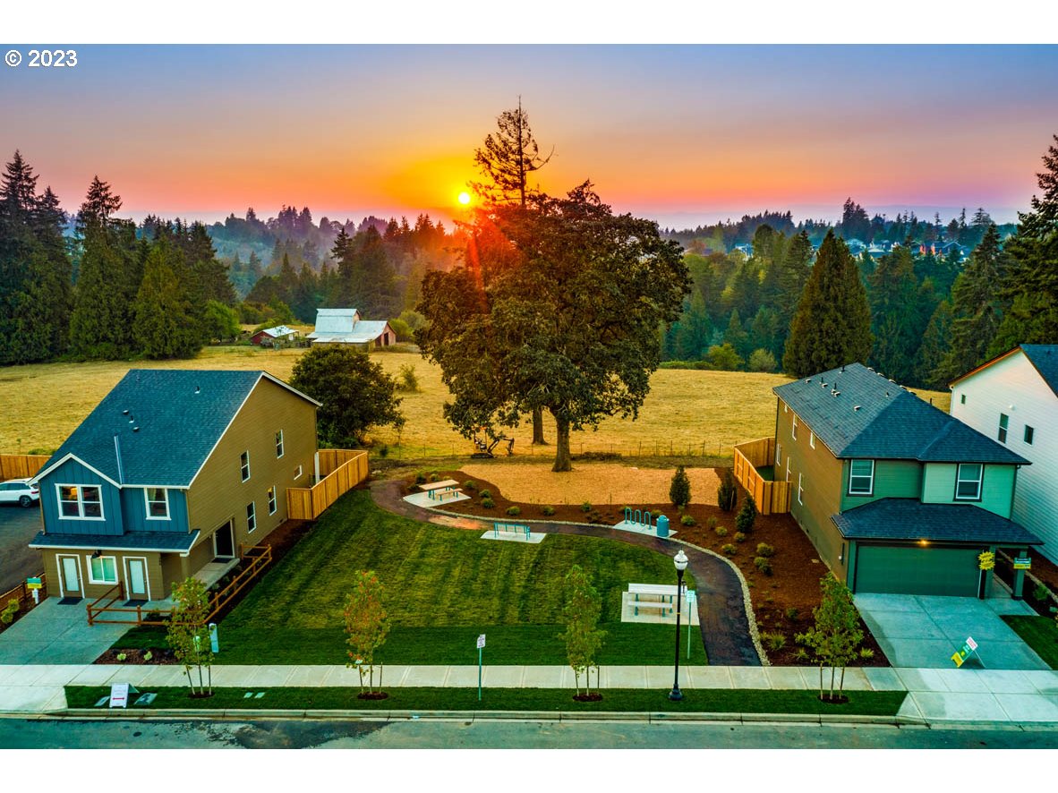 2810 N PIONEER CANYON DR