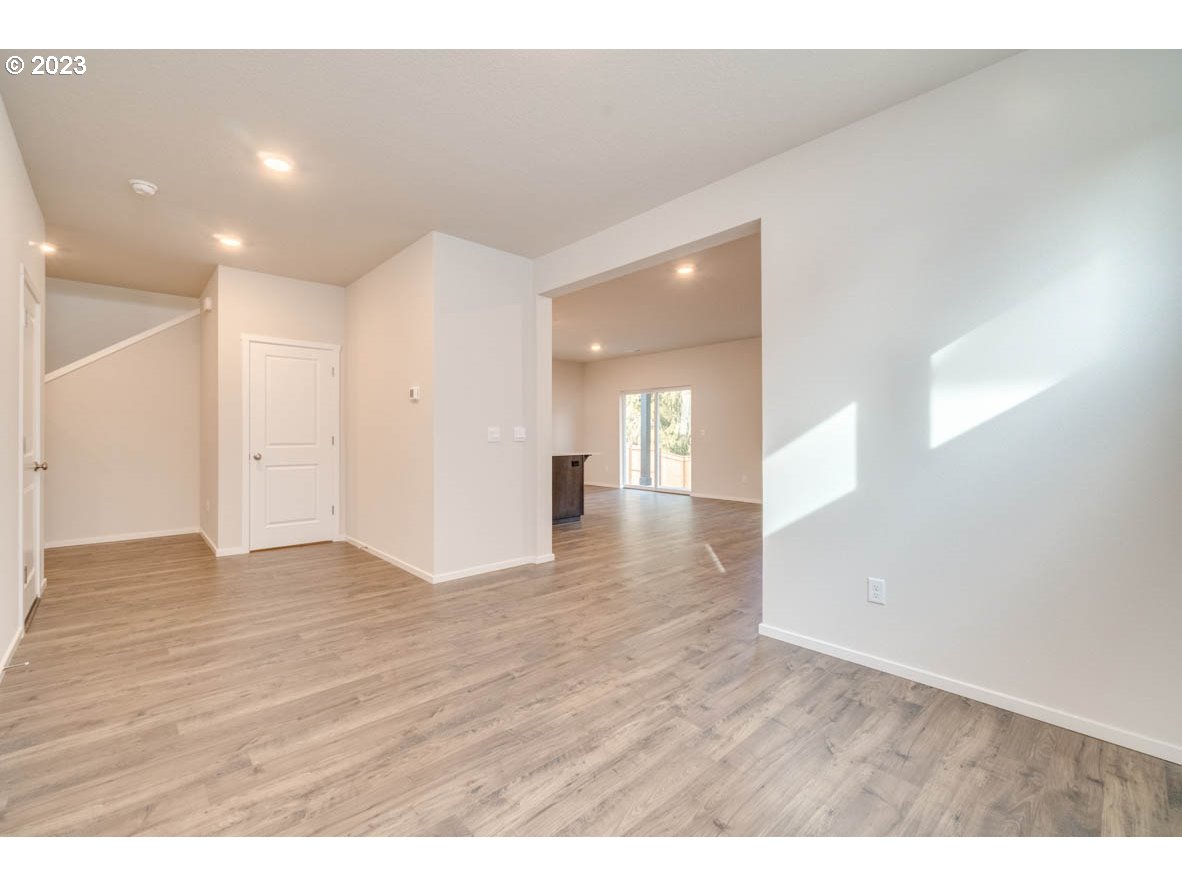 2810 N PIONEER CANYON DR