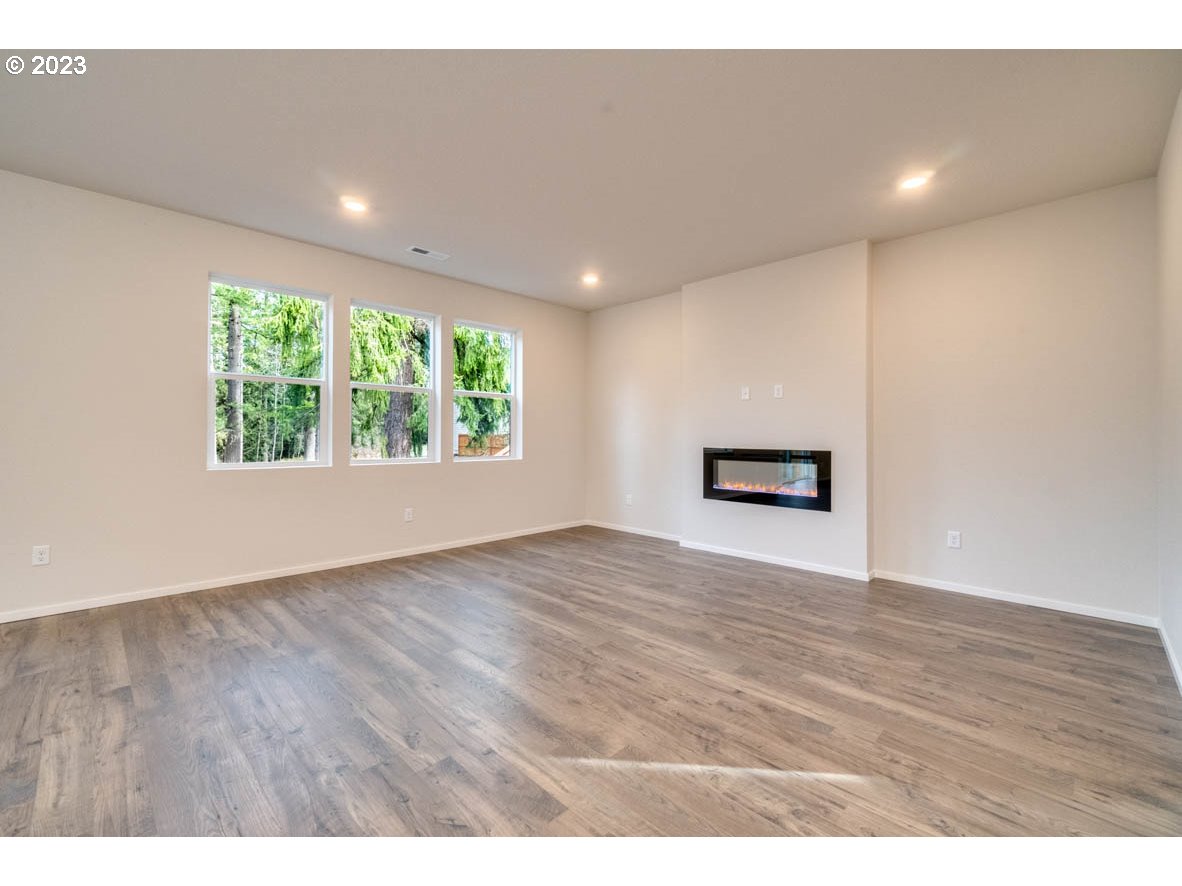 2810 N PIONEER CANYON DR