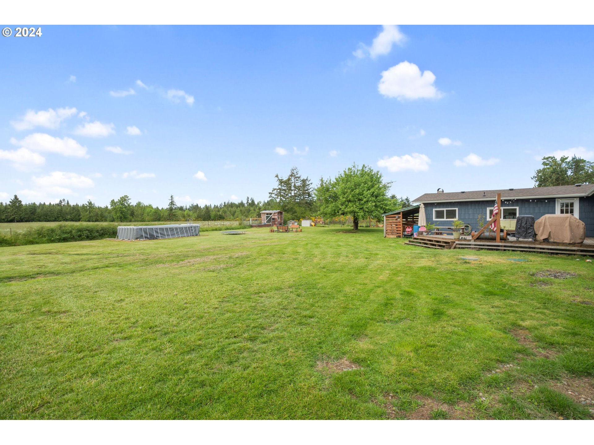 220 DREWS PRAIRIE RD