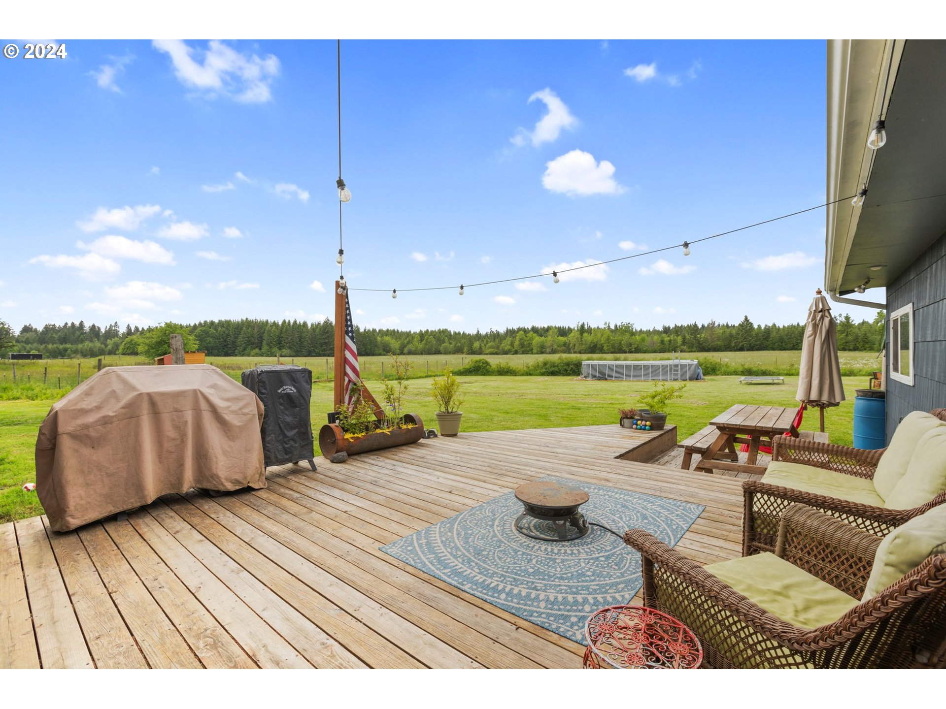 220 DREWS PRAIRIE RD