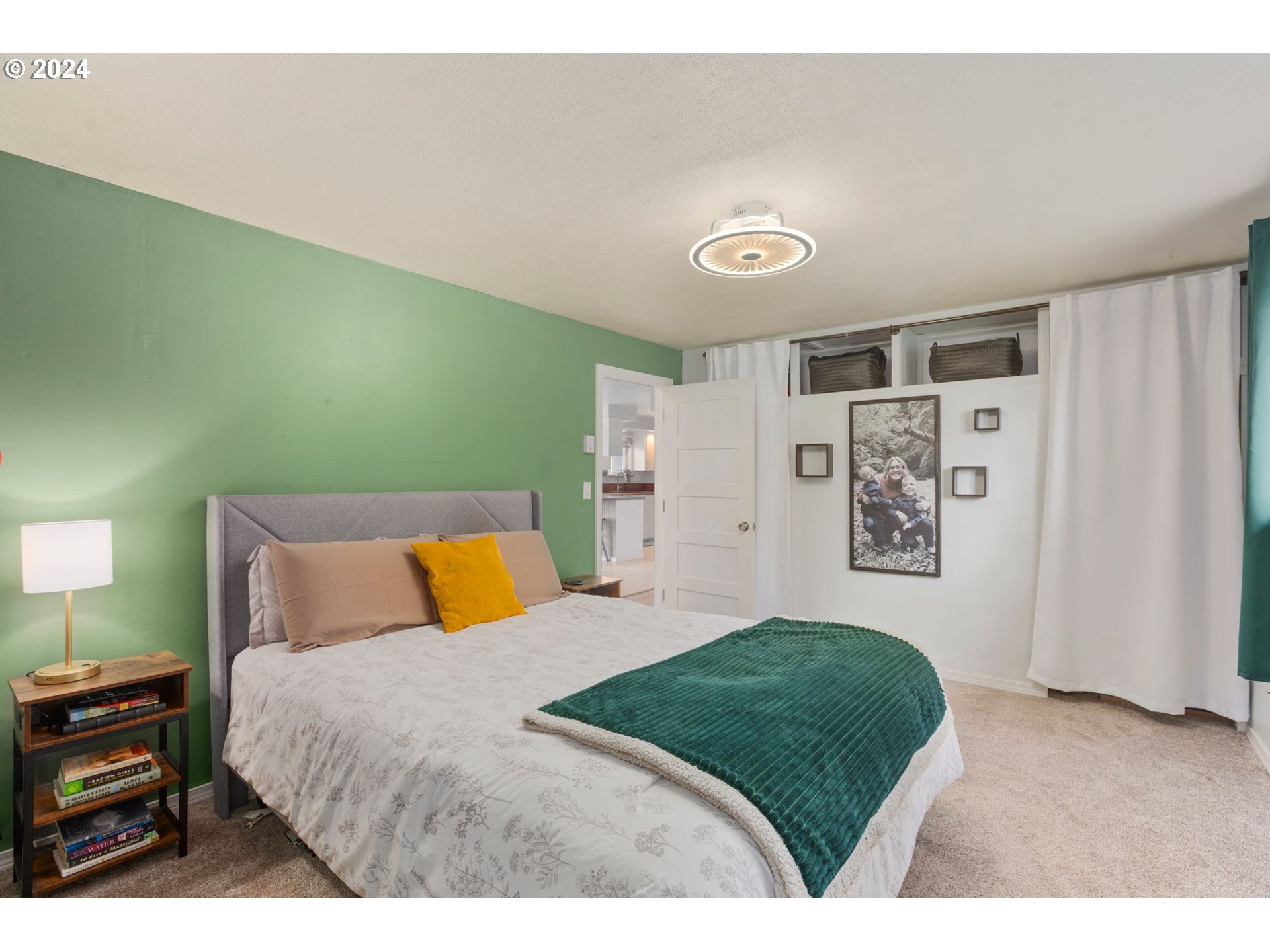 220 DREWS PRAIRIE RD