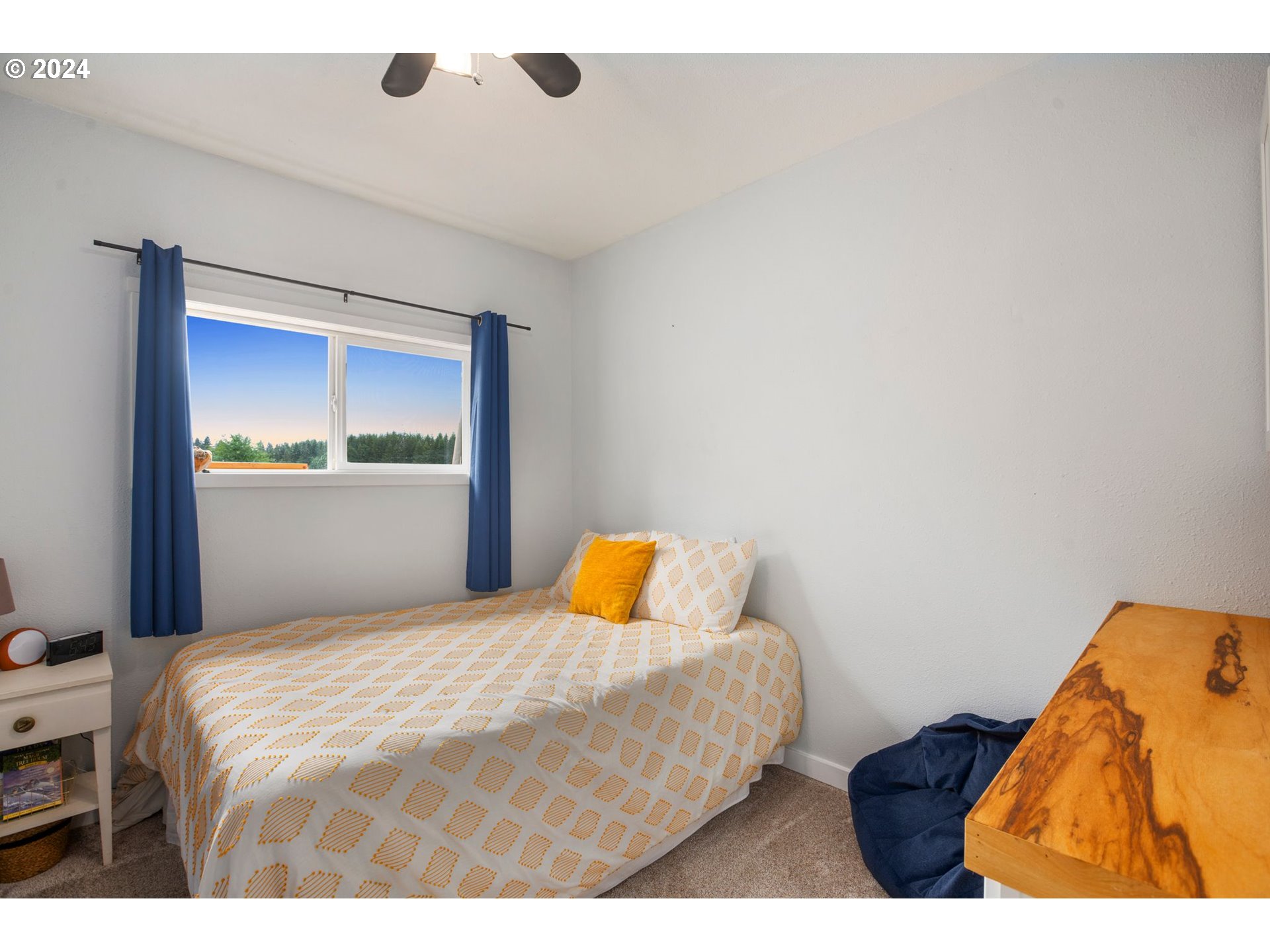 220 DREWS PRAIRIE RD