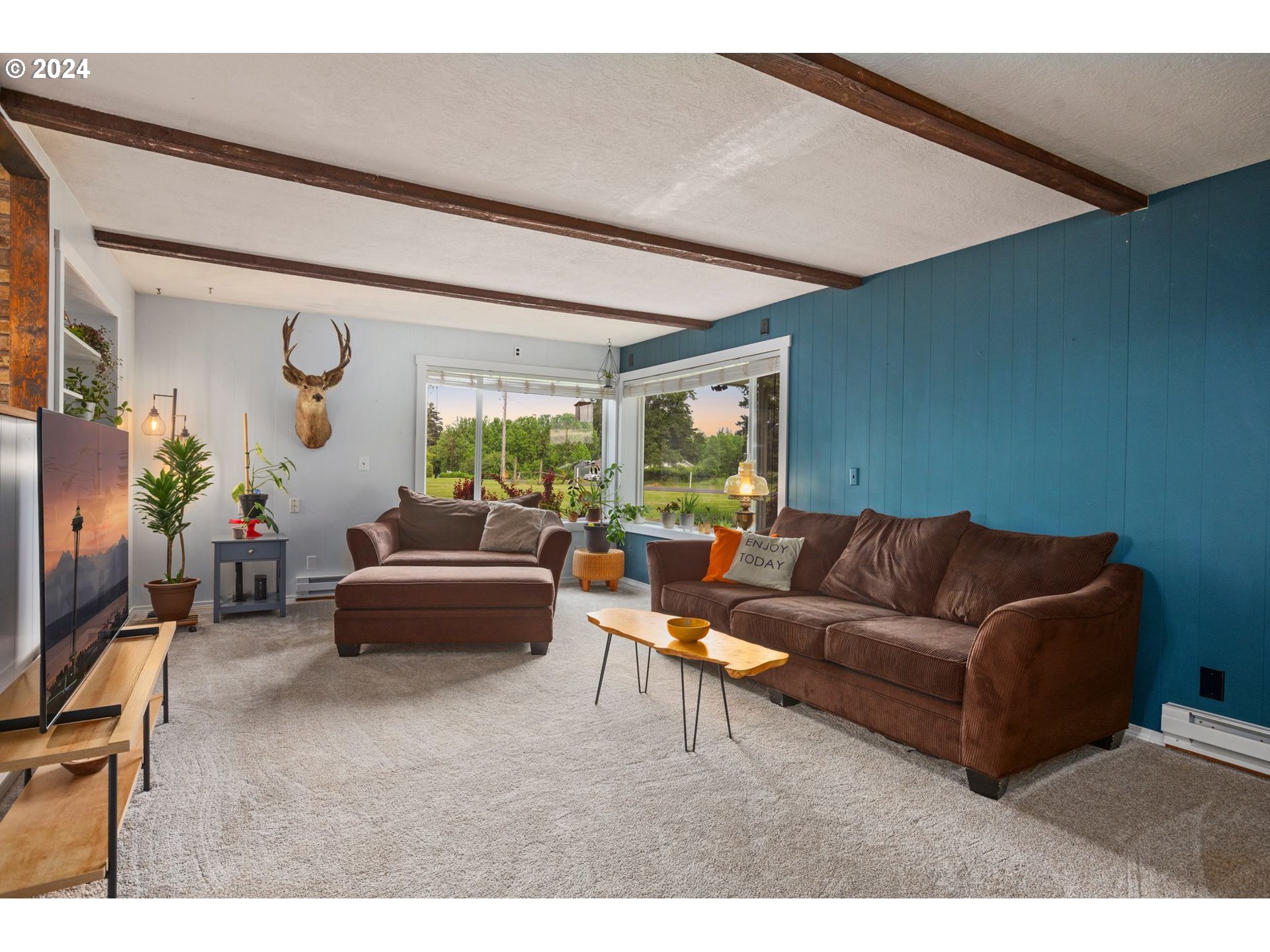 220 DREWS PRAIRIE RD