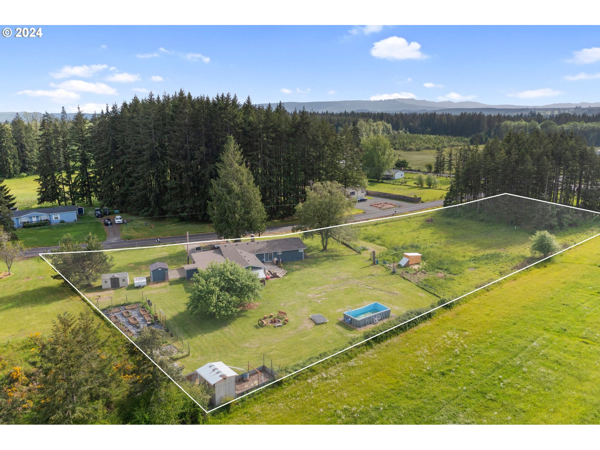 220 DREWS PRAIRIE RD