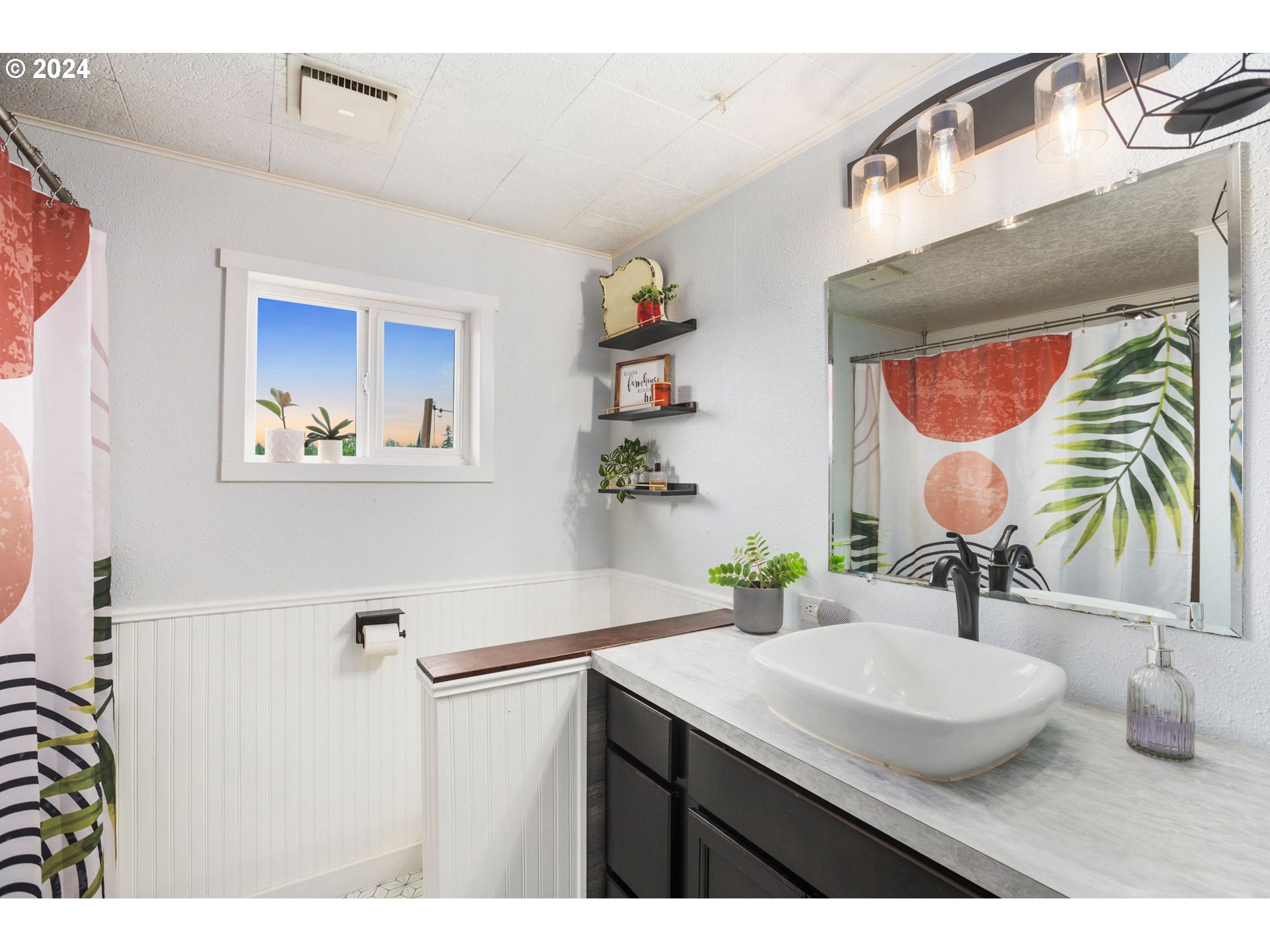 220 DREWS PRAIRIE RD