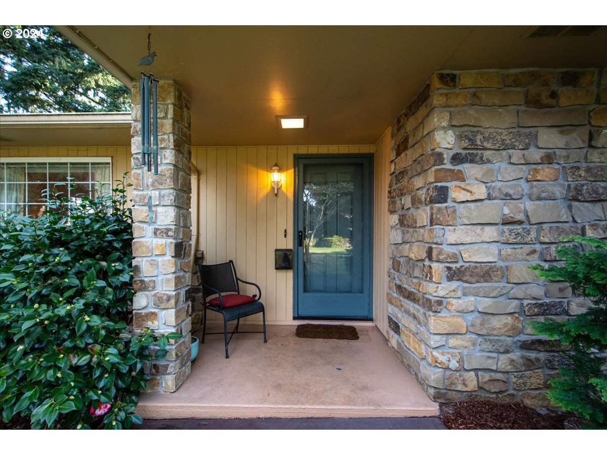 4901 NW WASHINGTON ST