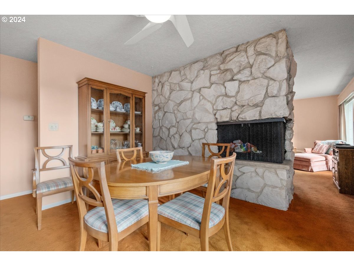 4901 NW WASHINGTON ST