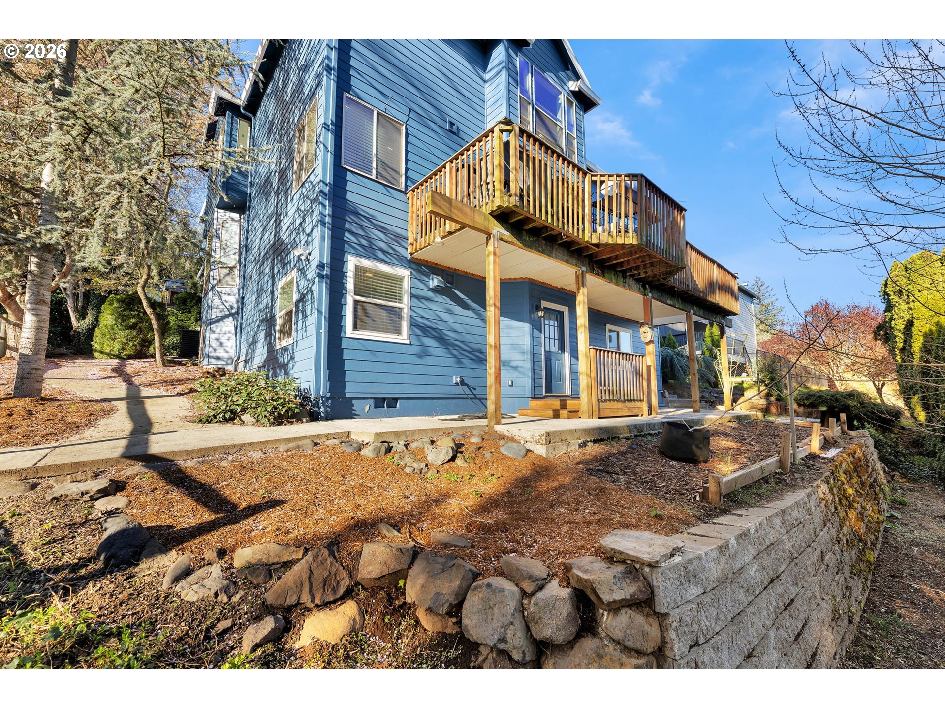 1551 N 4TH CT
