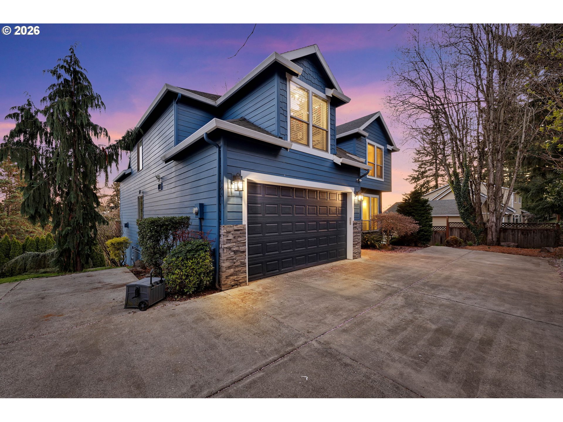 1551 N 4TH CT