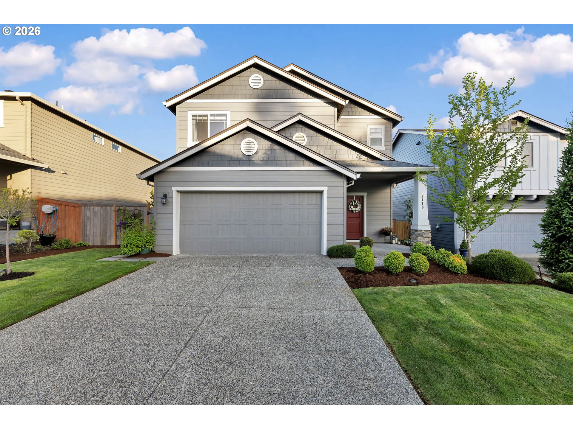 7410 N 93RD LOOP