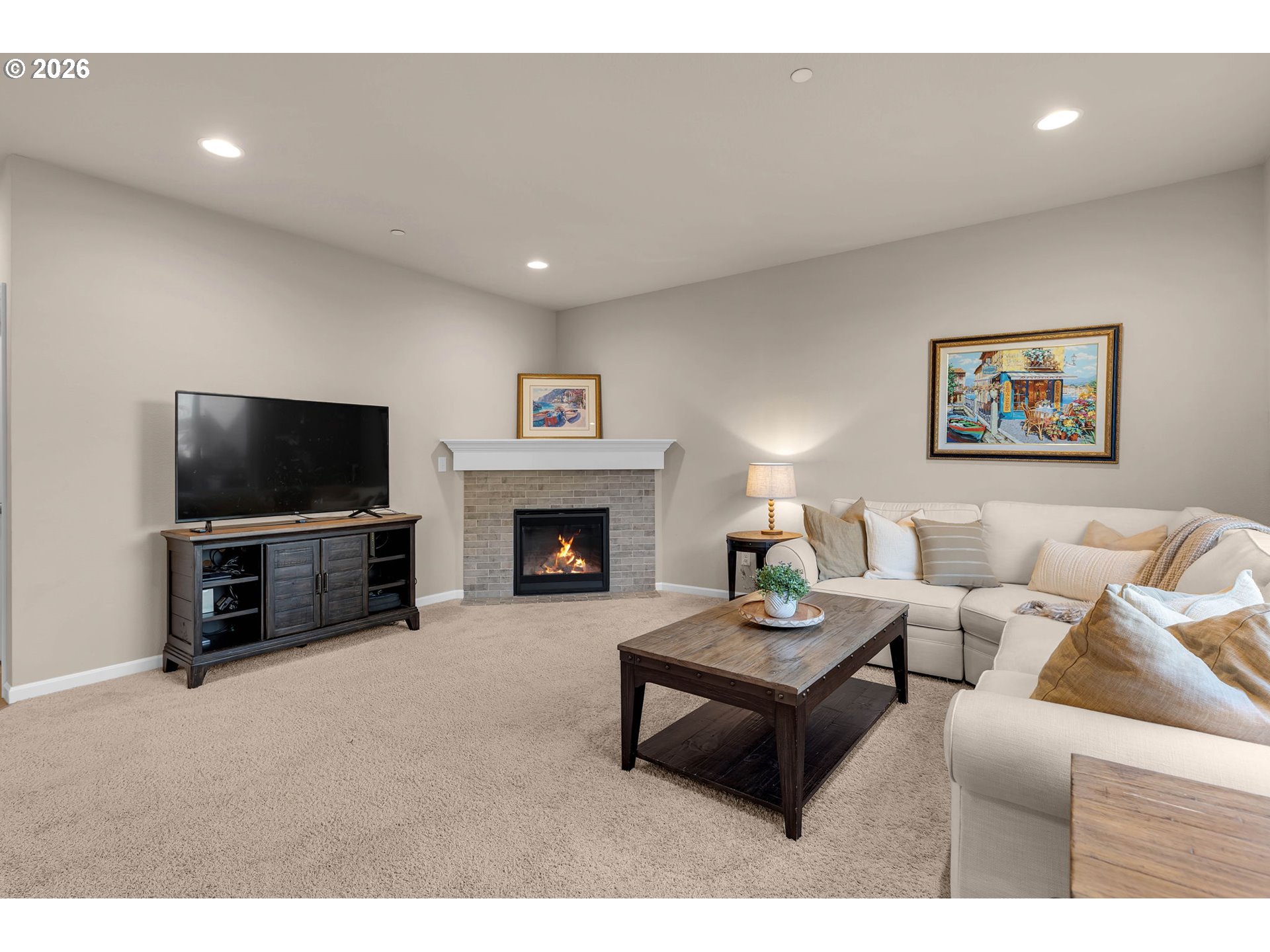 7410 N 93RD LOOP